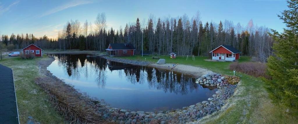 Hannunluhdan Lomamoekit Karijoki Екстериор снимка